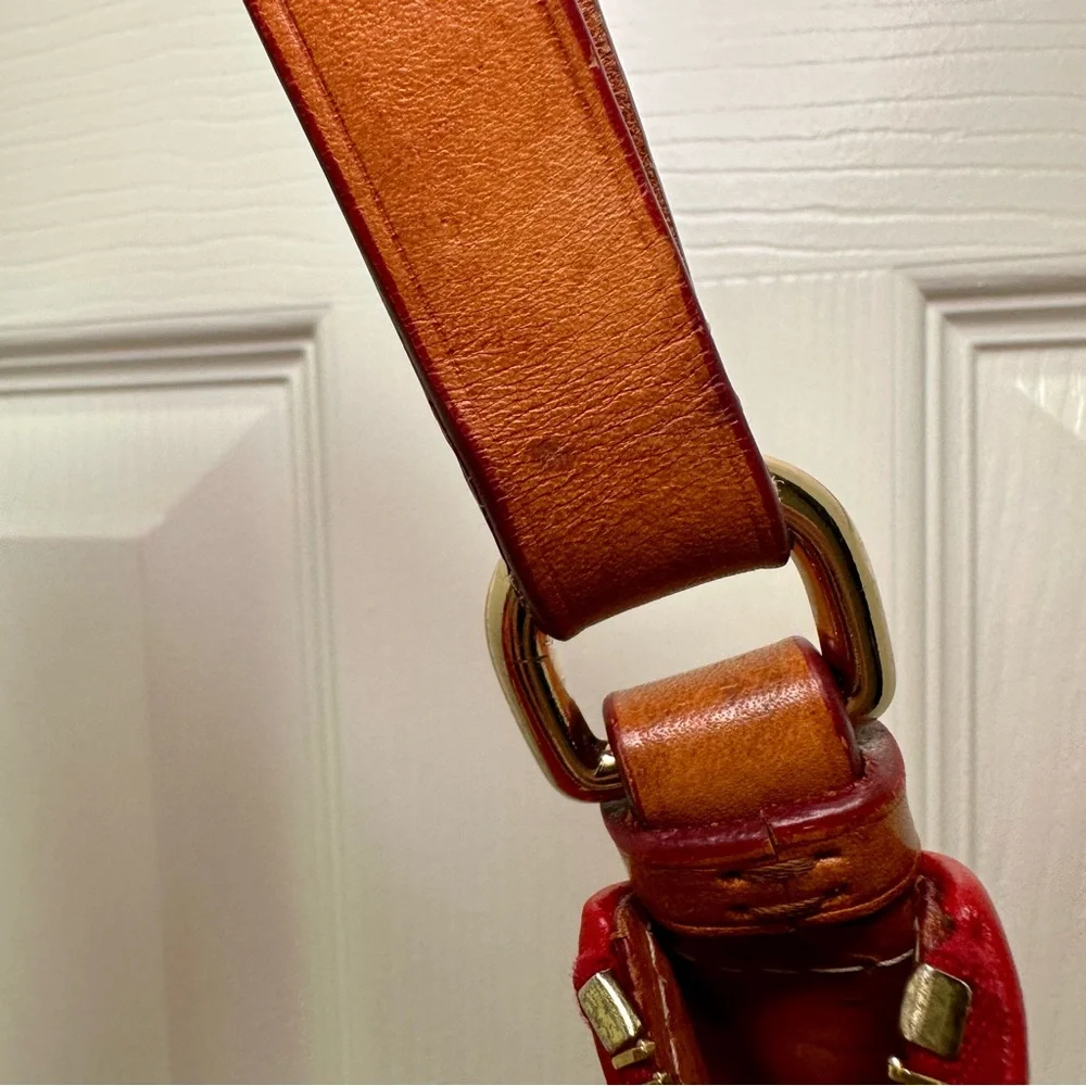 Dooney & Bourke Medium Shoulder Bag Mulberry Red Leather - Picture 17 of 17